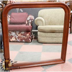 WOOD FRAMED DRESSER MIRROR. FURNITURE