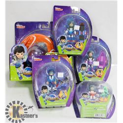 LOT OF 5 MILES FROM TOMORROWLAND FIGURES/TOYS -