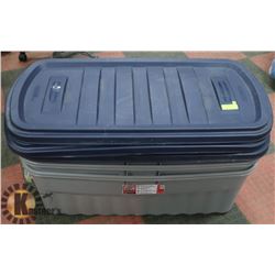 LOT OF 3 RUBBERMAID ROUGHNECK LARGE STORAGE TOTE