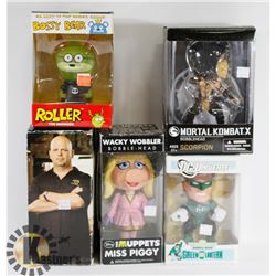 LOT OF 5 ASSORTED FIGURES -