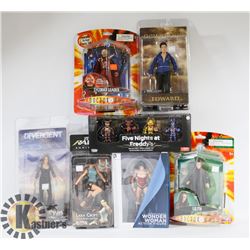 BOX OF ASSORTED FIGURES -