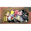 Image 1 : BOX OF ASSORTED PLUSH TOYS AND 2 MY HERO ACADEMIA