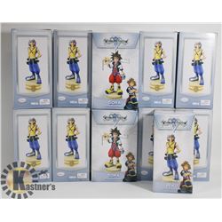LOT OF 11 KINGDOM OF HEARTS FIGURES -