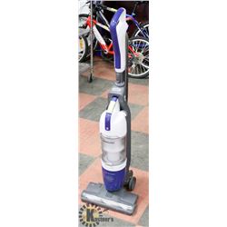 SAMSUNG CYCLONE FORCE VACUUM.