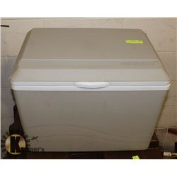 KOOLATRON 12V COOLER.