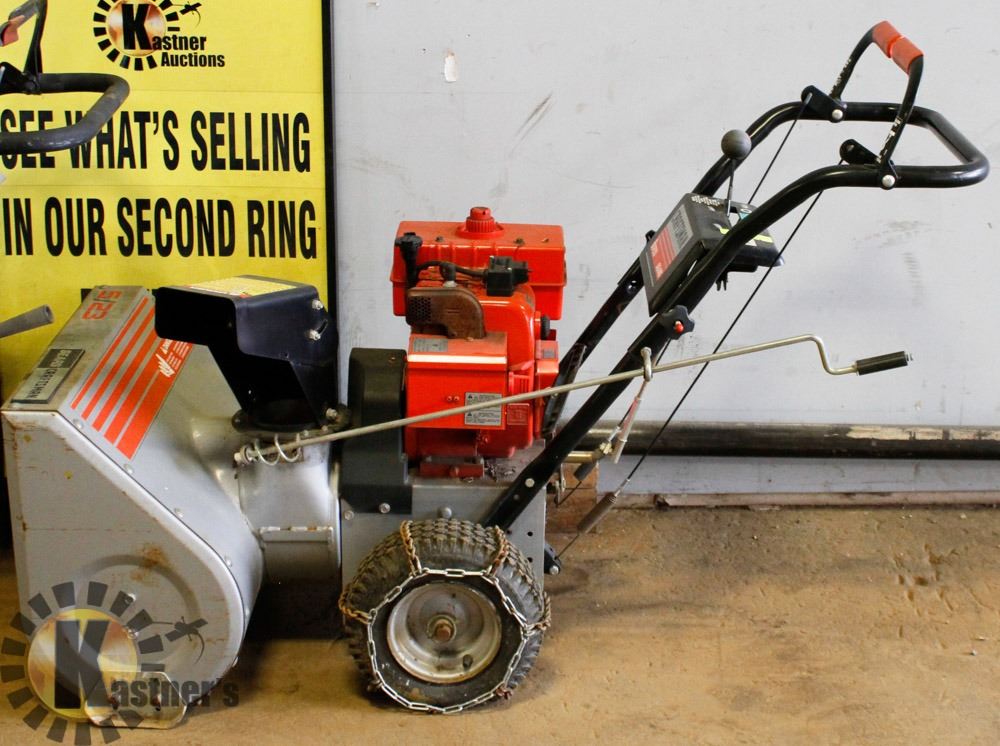 SEARS CRAFTSMAN SNOWBLOWER AS IS LEAKS GAS