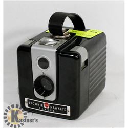 1950'S BROWNIE HAWKEYE CAMERA