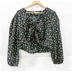 SOCIETY AMUSE LADIES FLORAL LONG SLEEVE CROP TOP.