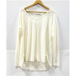 WOMEN'S WHITE SOFT KNIT DRIFTER BEACH SWEATER. SIZE S