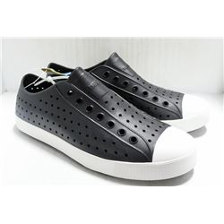 PAIR OF NATIVE MEN BLACK/WHITE PLASTIC SHOES SIZE 12