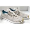 Image 1 : NATIVE AP MOC GREY/WHITE UNISEX SHOE SZ 7/9