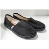 Image 1 : TOMS YOUTH BLACK SHOES SIZE Y4.5.