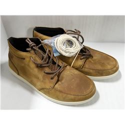 KEEN MEN'S LEATHER HIDE SHOES SIZE 9.5