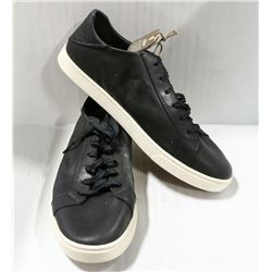 OLUKAI MEN'S BLACK LEATHER COURT SHOE. SIZE 12.