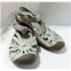 Image 1 : KEEN LILY PAD ROSE SANDAL SIZE 8 LADIES.