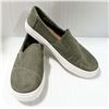 Image 1 : TOMS OLIVE GREEN YOUTH SHOE SIZE 3.5