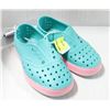 Image 1 : NATIVE MILLER BLUE AND PINK SHOES SIZE C13.