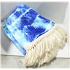 Image 1 : AREA RUG STYLE BEACH TOWEL. BLUE TIE DYE PATTERN.