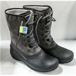 NORTHFACE BLACK AND GREY LINED WOMEN'S BOOTS SIZE 8.5