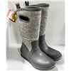 Image 1 : BOGS LIGHT GREY INSULATED RAIN BOOT SIZE 8