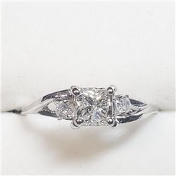 14K White Gold Diamond (0.60Ct,Si,I-J)+0.05Ct Ring (~Size 6) (~weight 1.6g), Appraised Retail $3900