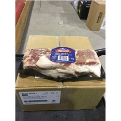 Case of thick cut carvers choice maple leaf bacon (6 x 1kg)