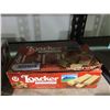 Image 1 : Loacker Hazelnut Crispy Wafer Snacks (12 x 45g)