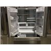 Image 2 : FRIDGIDAIRE 36" X 70" PROFESSIONAL STAINLESS-STEEL FRIDGE (SMALL DENTS UPPER LEFT CORNER)