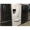 Image 1 : SAMSUNG TWIN COOLING PLUS 36" X 70"  WHITE FRIDGE WITH ICEMAKER (SOME SCUFFS PRESENT)