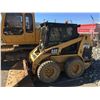 Image 1 : 2002 CAT SKID STEER MODEL 226 - 6300 HRS ON METER