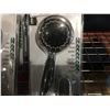 Image 1 : UBERHAUS ADJUSTABLE SHOWER HEAD WITH EXTENSION HOSE - D