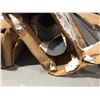 Image 1 : BOX OF RADIUS OUTSIDE CORNER MOLDING - APROX 50 PC - 8'