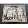 Image 1 : FRAMED CHILDREN KISSING PICTURE
