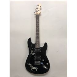 Signed The Who - Guitar