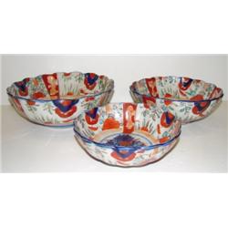 3 CHINESE EXPORT IMARI BOWLS