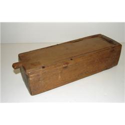 19TH CENTURY PRIMITIVE PINE SLIDE-LID C