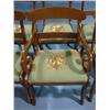 Image 4 : CRAFTIQUE MAHOGANY DINING TABLE & 6 CHA