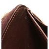 Image 7 : Louis Vuitton Amarante Vernis Monogram Zippy Wallet