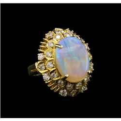 14KT Yellow Gold 3.68 ctw Opal and Diamond Ring