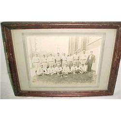 PHOTO OF BASEBALL TEAM