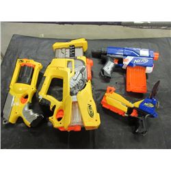ESTATE - BOX WITH ASSORTED NERF GUNS & TOYS