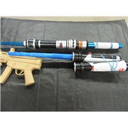 ESTATE - BOX WITH BATTERY OPERATED LIGHT SABRES, TOY SWORDS, ETC