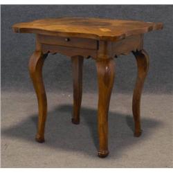 1 ITALIAN SHAPED GAME TABLE 