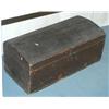 Image 1 : 1 PAINTED COUNTRY DOME TOP BOX 19