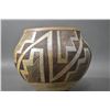 Image 3 : ACOMA INDIAN POTTERY OLLA