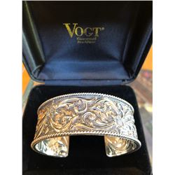 The Classic Clara Cuff by Vogt