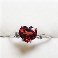 10K White Gold Garnet(1.5ct) Diamond(0.03ct) Ring (~Size 6) (~weight 1.13g), Made in Canada, Suggest