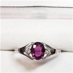 10K White Gold Natural Ruby(0.65ct) Diamond(0.04ct) Ring (~Size 6) (~weight 1.23g), Made in Canada, 