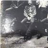 Image 2 : Signed Allman Brothers Band At The Fillmore East Album Cover