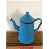 Image 1 : Blue Enamel Tea Pot